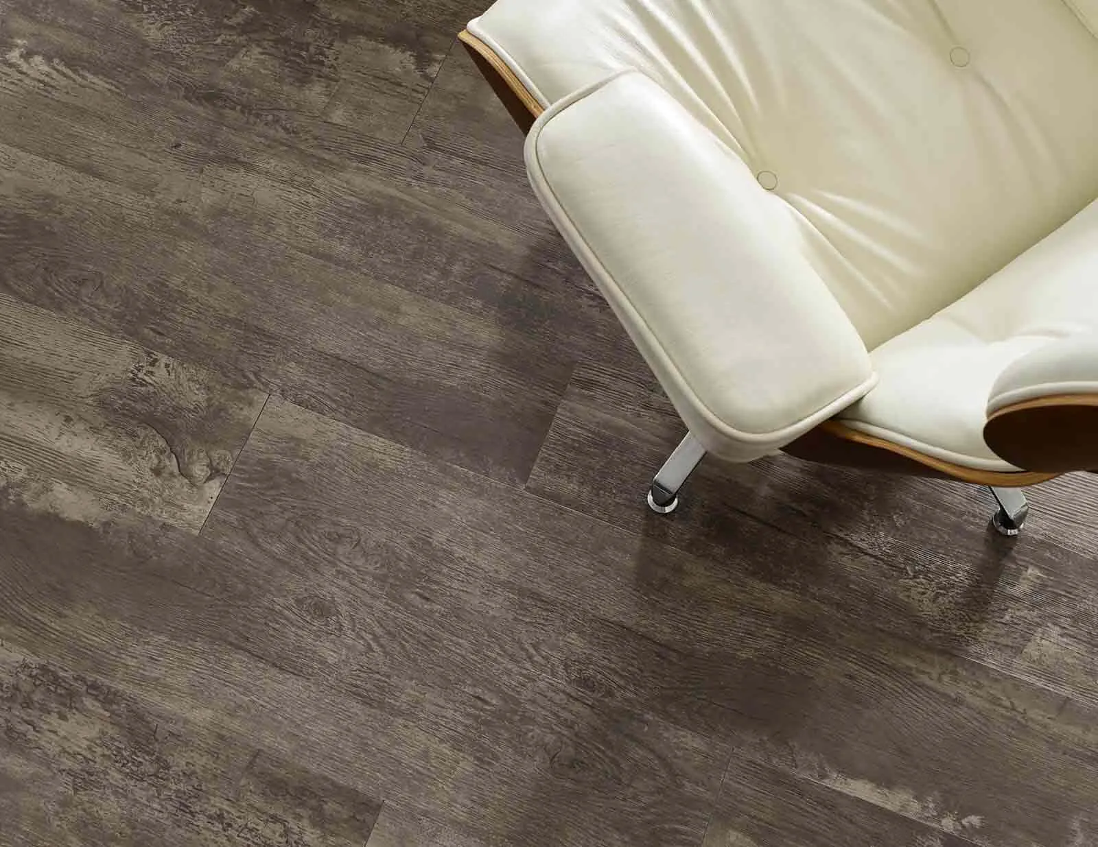 Vinyl flooring | Off-Price Carpet Outlet
