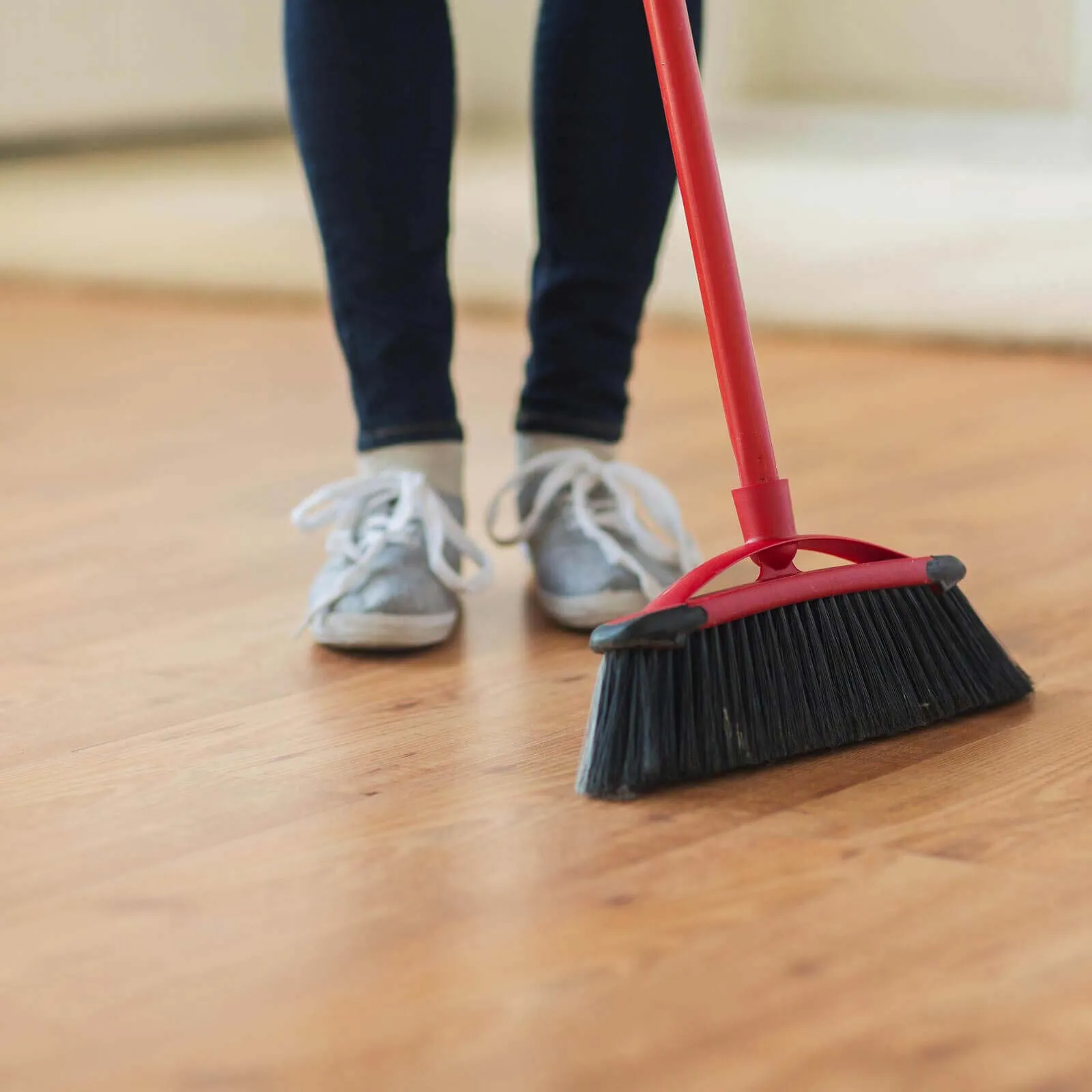 Laminate cleaning | Off-Price Carpet Outlet